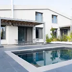 Sea Breeze Maistro 4per With Private Pool